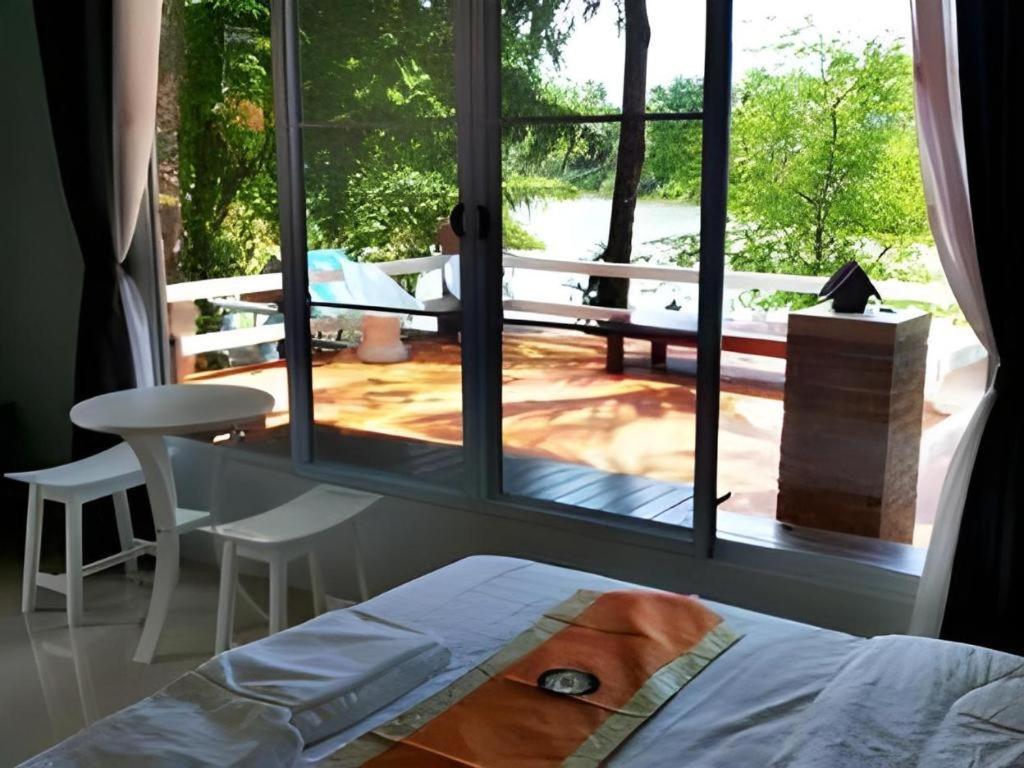 Rommai Rimnaam Resort Ranong Exterior photo