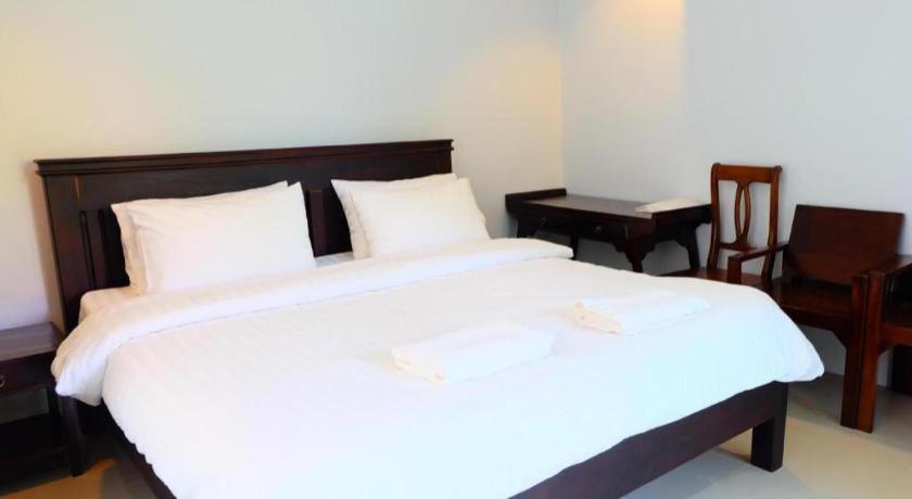 Rommai Rimnaam Resort Ranong Exterior photo